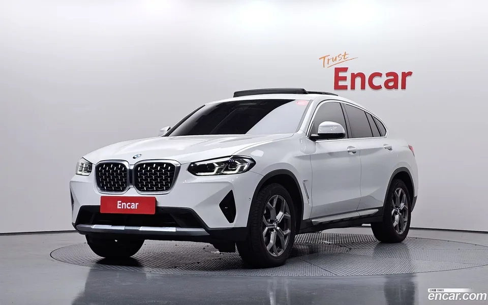 BMW X4 xDrive20i xLine 2023 — фото 1, купить с доставкой в Москву