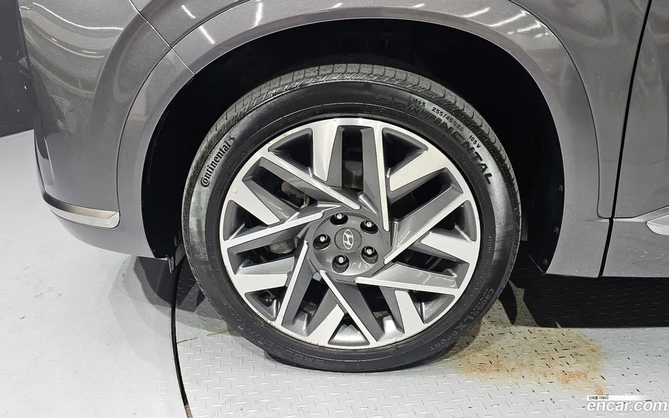 Hyundai SantaFe 2.2 2WD 2022 — миниатюра 2