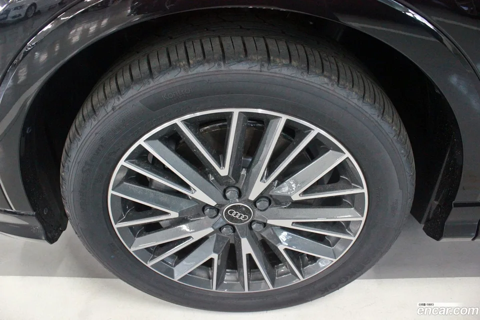 Audi Q3 40 TFSI 2026 — thumbnail 5