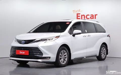 Toyota Sienna 2024 купить в Москве