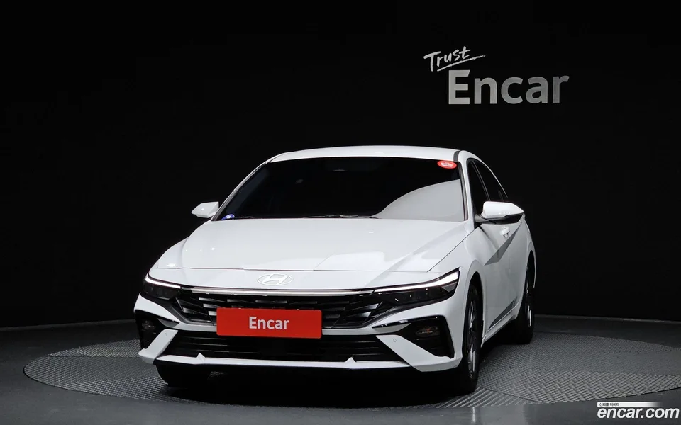Hyundai Avante CN7 Hybrid 2025 — миниатюра 3