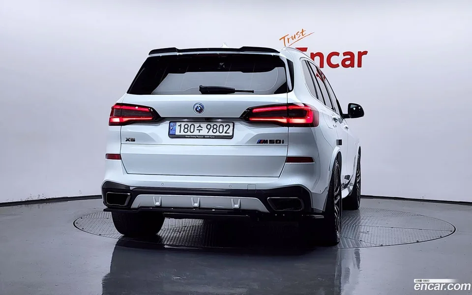 BMW X5 M50i 2022 — миниатюра 4