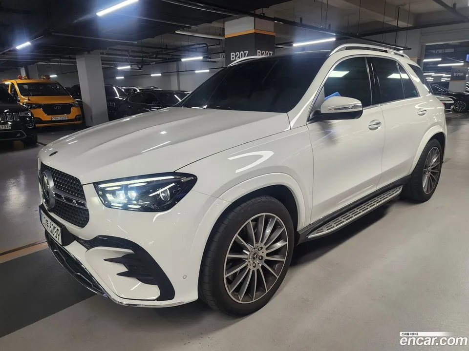 Mercedes-Benz GLE-Class 2025