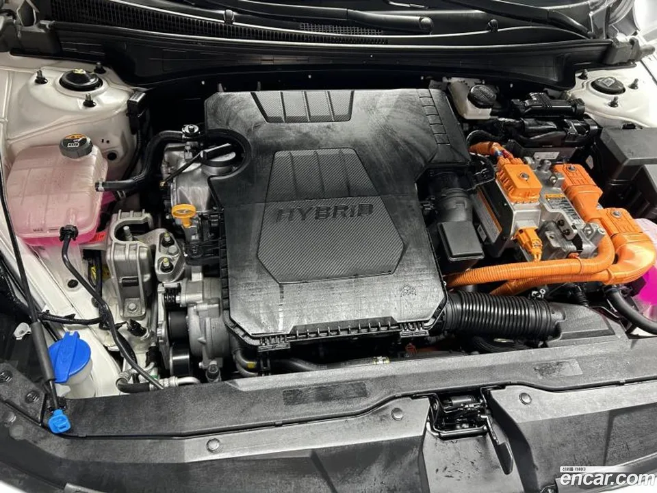 Hyundai Avante Hybrid 2022 — миниатюра 5
