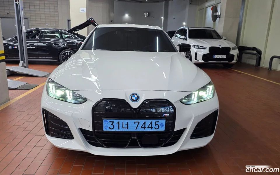 BMW i4 2025
