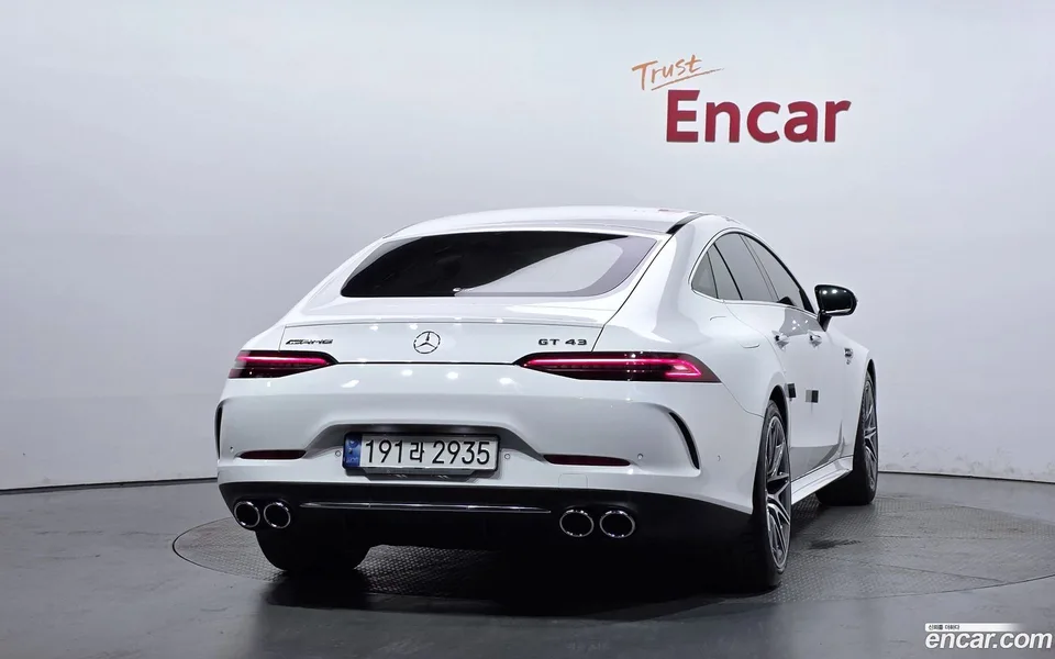 Mercedes-Benz AMG GT 4 43 4MATIC+ 2023 — миниатюра 4