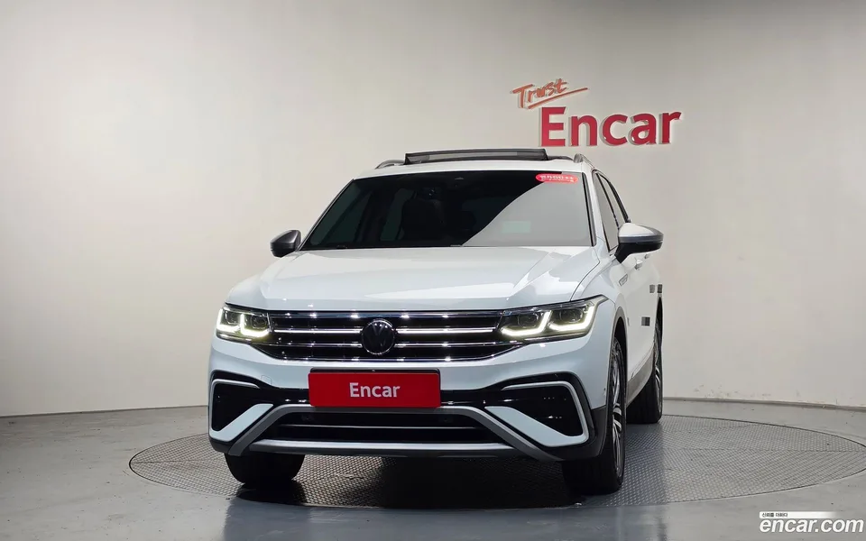 Volkswagen Tiguan Allspace 2.0 TSI 2024 — миниатюра 3