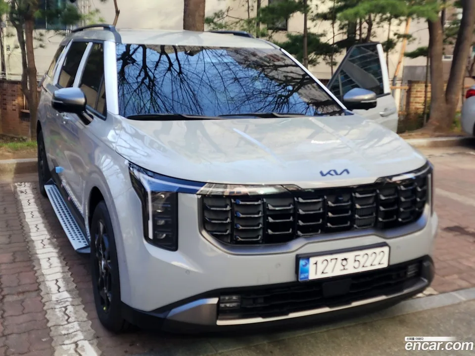 Kia Carnival HEV 9 X Line 2026 — миниатюра 4