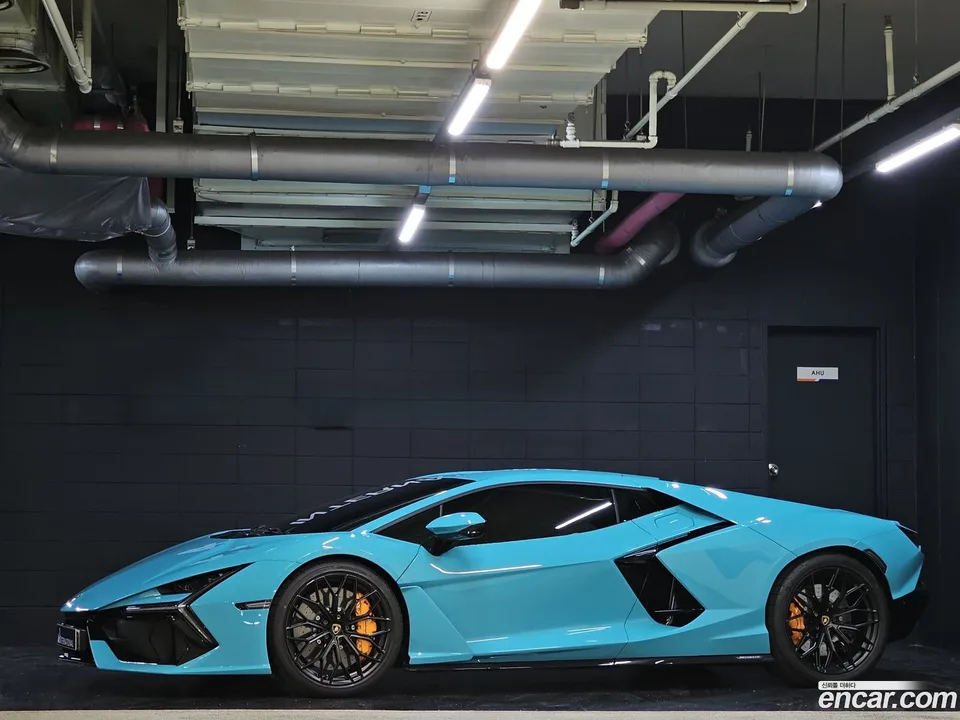 Lamborghini Revuelto 6.5 V12 2025 — миниатюра 3