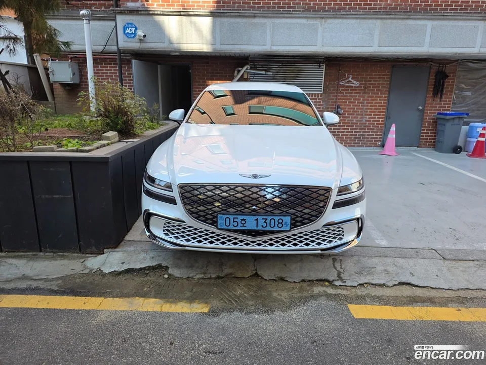 Genesis Electrified G80 e-AWD 2025 — миниатюра 3