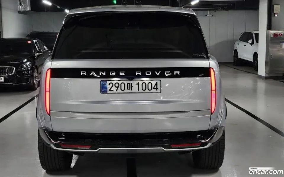Land Rover Range Rover P550E AB 2025 — миниатюра 4
