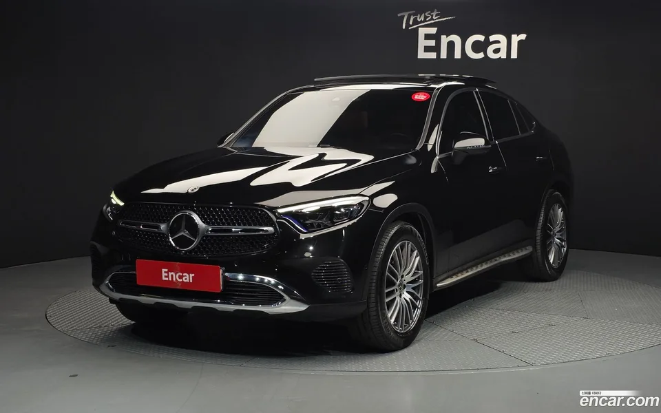 Mercedes-Benz GLC-Class 2025