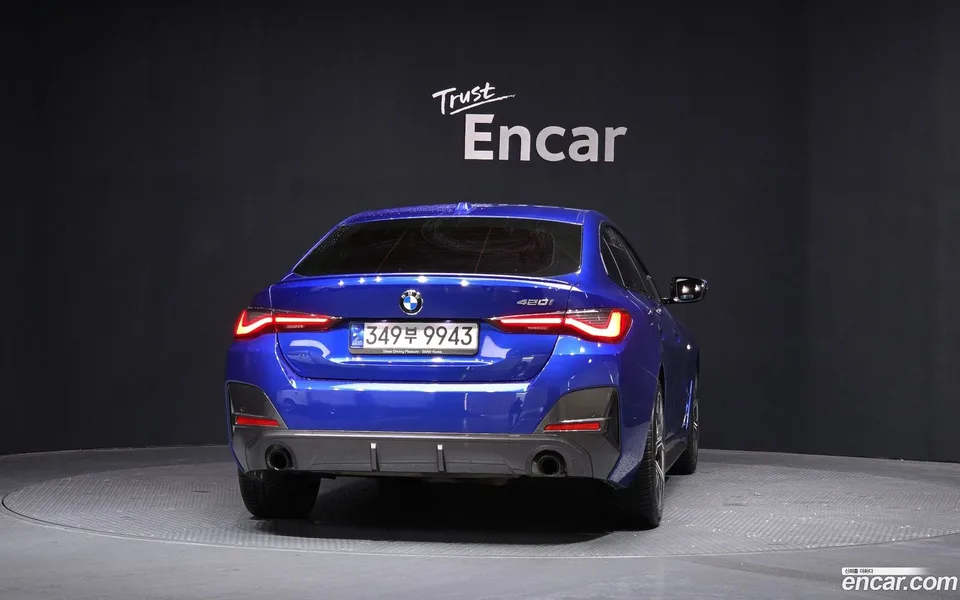 BMW 4 Series 420i M 2022 — миниатюра 4