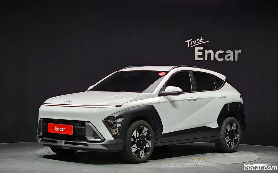 Hyundai Kona 1.6 2WD 2025 — photo 1, buy with delivery to Moscow