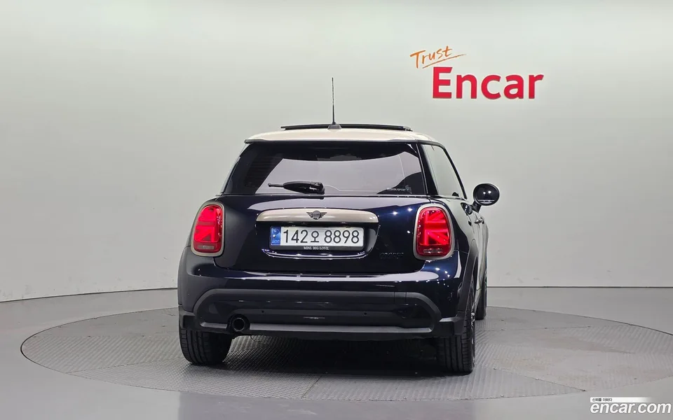 MINI Cooper 2023 — миниатюра 4