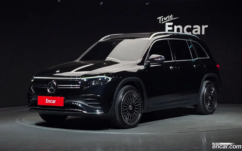 Mercedes-Benz EQB 2023