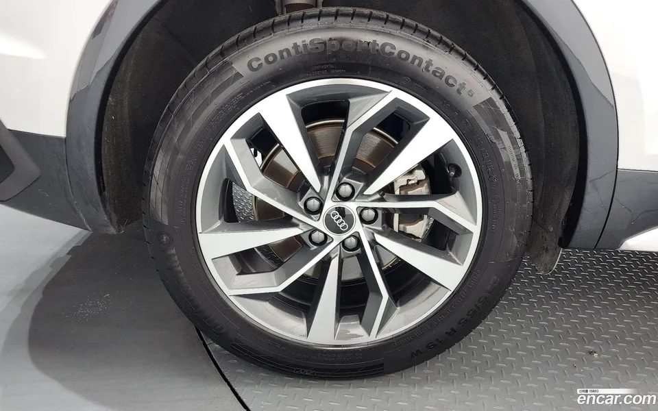 Audi Q5 45 TFSI 2022 — thumbnail 5