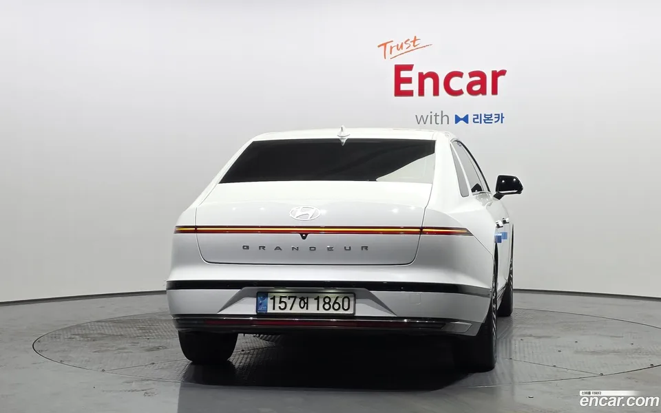 Hyundai Grandeur Hybrid 2023 — миниатюра 4