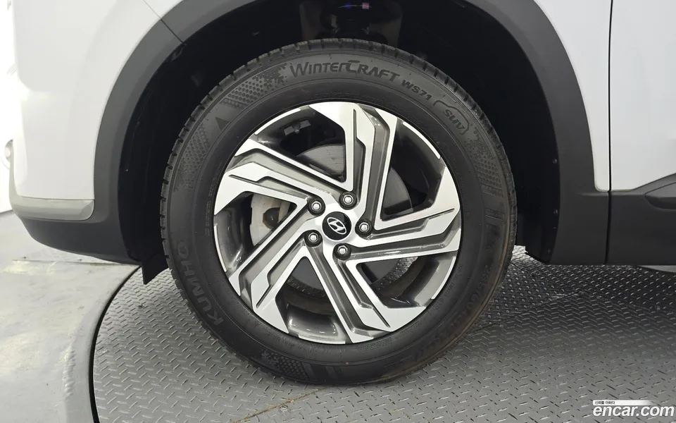 Hyundai SantaFe 2.2 2WD 2022 — thumbnail 2