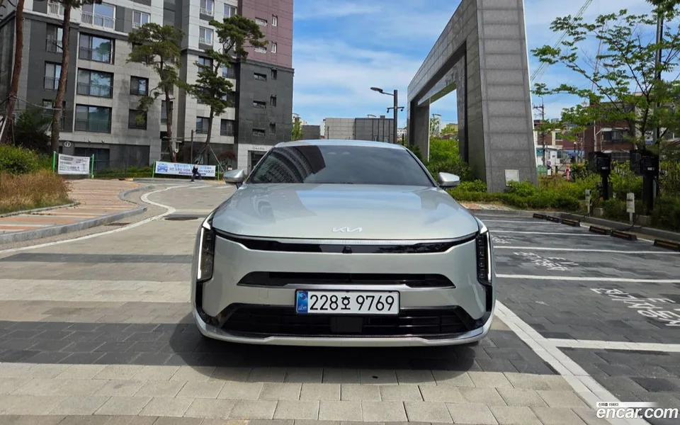 Kia K8 Hybrid 2026 — фото 1, купить с доставкой в Москву