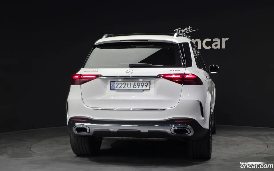 Mercedes-Benz GLE-Class GLE450 4MATIC 2024 — миниатюра 4