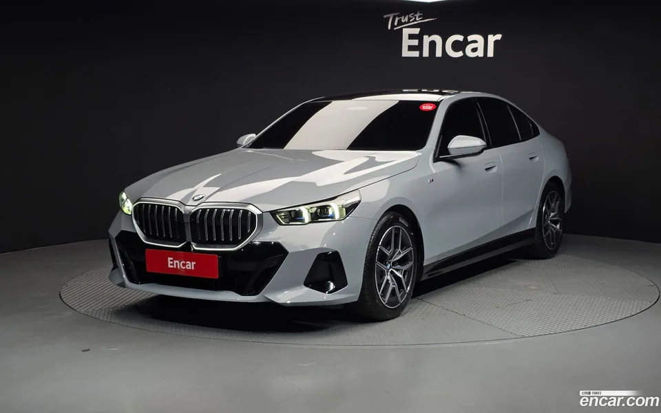BMW 5 Series 2025
