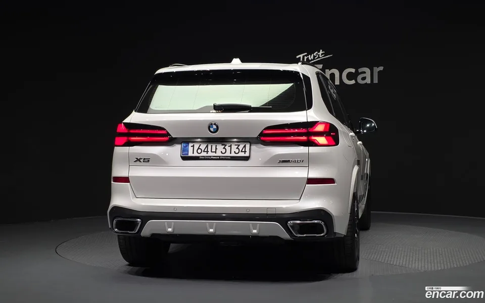 BMW X5 xDrive 40i M 2025 — миниатюра 4