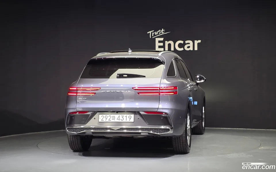 Genesis GV70 2.5T 2WD 2025 — миниатюра 4