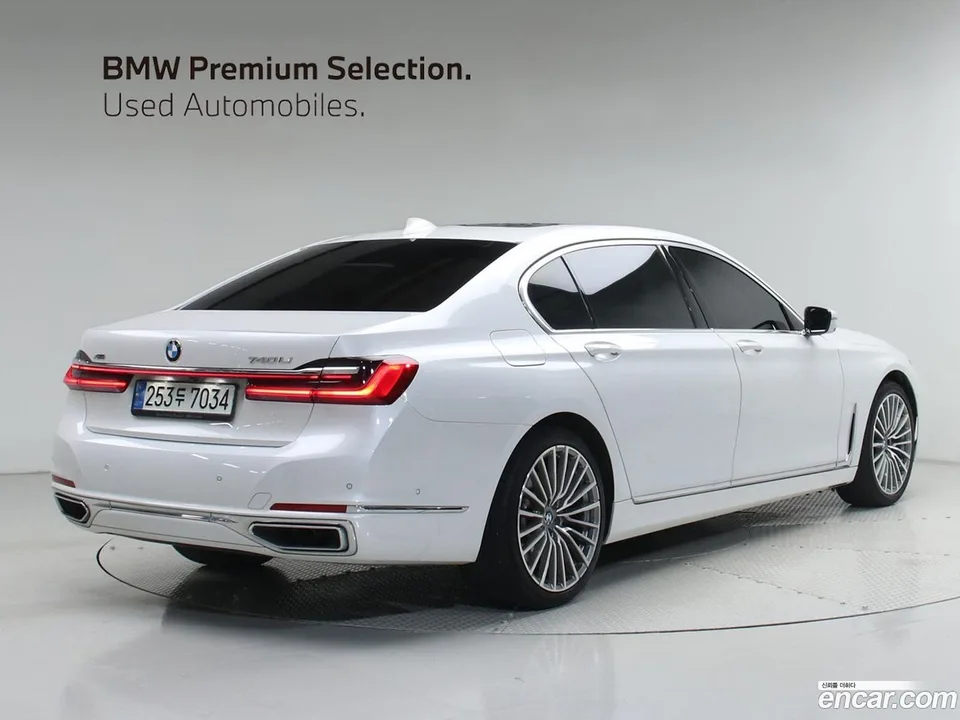 BMW 7 Series 740Li xDrive 2022 — миниатюра 2