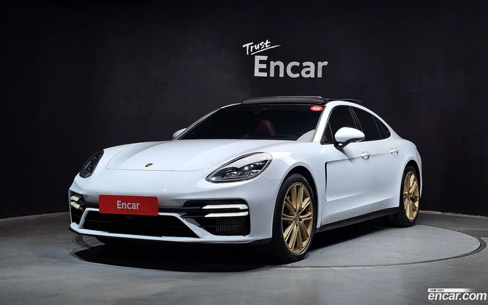 Porsche Panamera (971) 2.9 AWD 2022 — photo 1, buy with delivery to Moscow