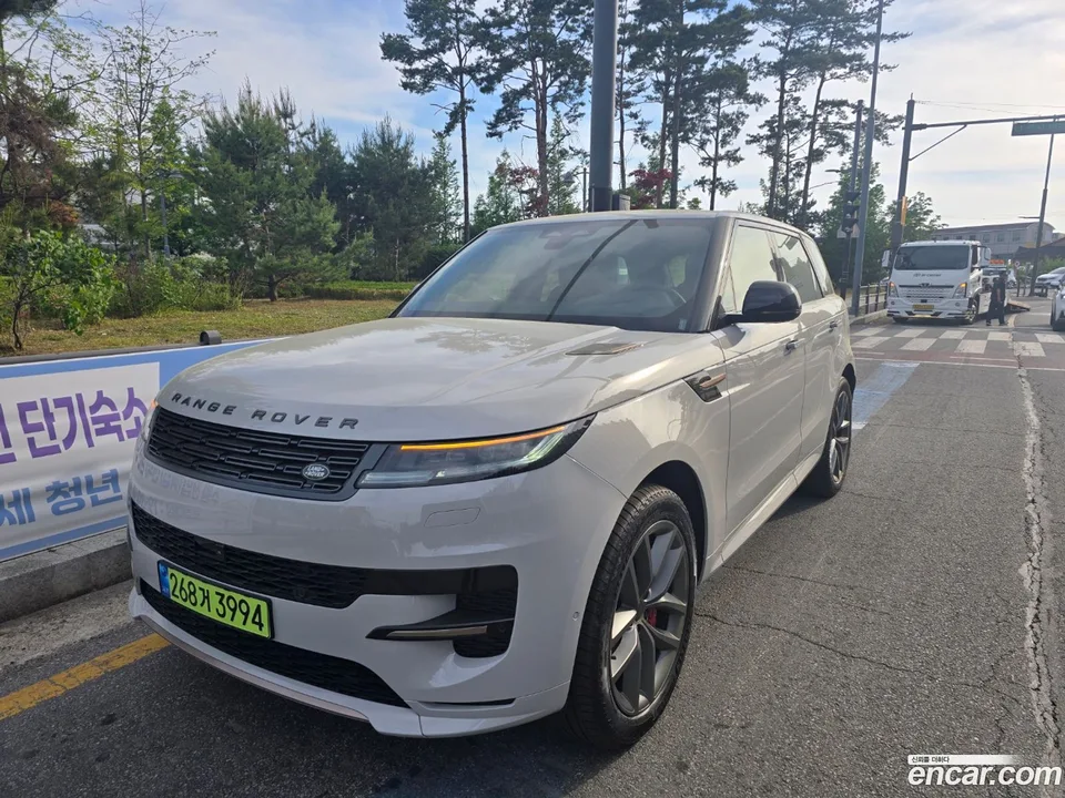 Land Rover Range Rover Sport 2026