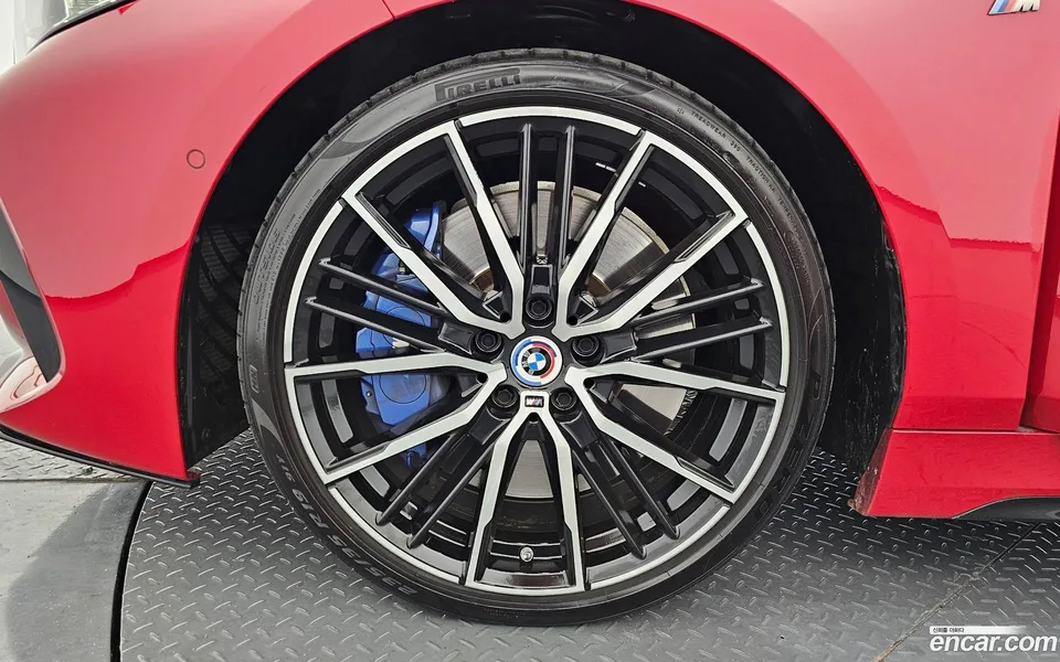 BMW 1 Series M135i xDrive 2022 — thumbnail 2