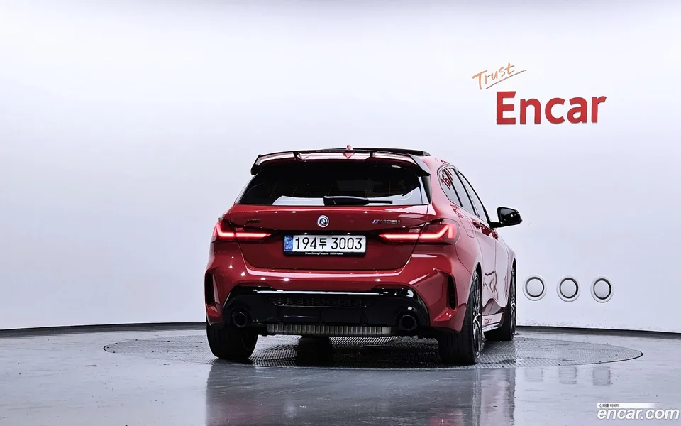 BMW 1 Series M135i xDrive 2022 — thumbnail 4