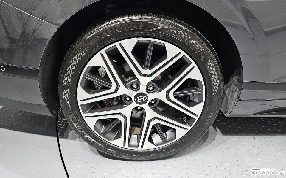 Hyundai Grandeur 2.5 2WD 2023 — миниатюра 5