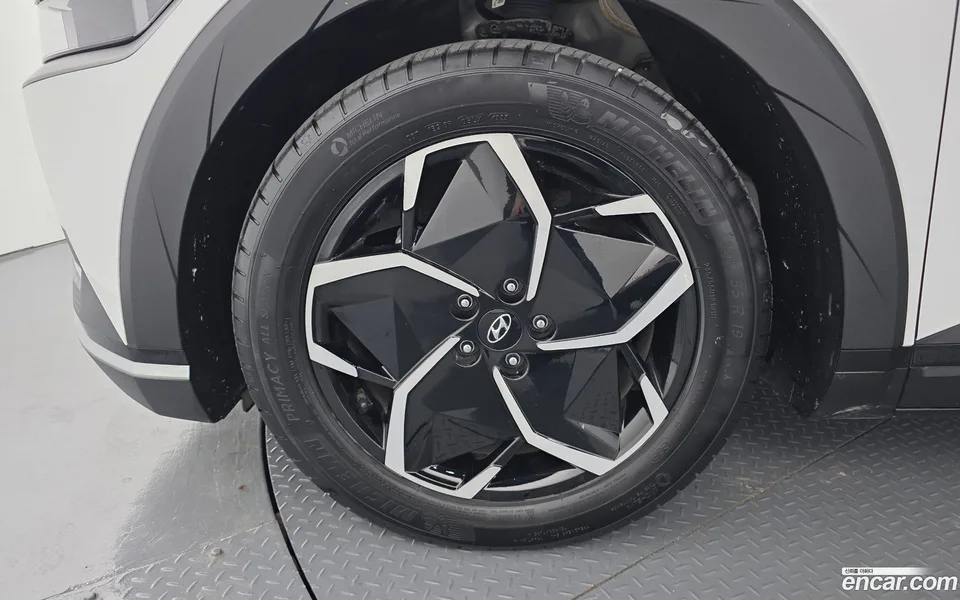 Hyundai Ioniq 5 AWD 2023 — миниатюра 5