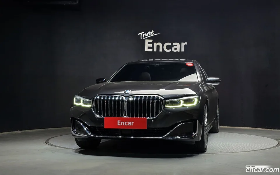 BMW 7 Series 730d xDrive 2022 — миниатюра 3