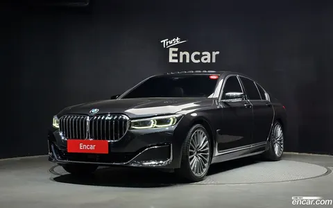 BMW 7 Series 2022 купить в Москве