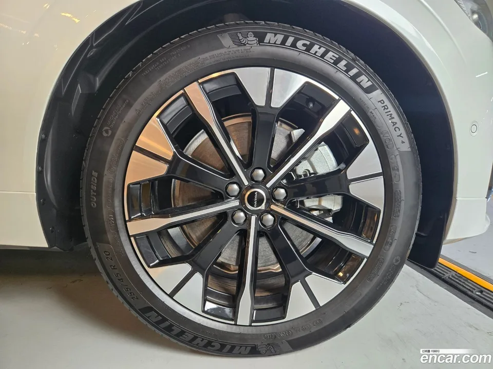 Volvo XC60 B5 2026 — миниатюра 2