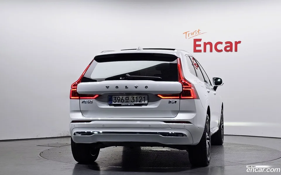 Volvo XC60 B6 2025 — миниатюра 4