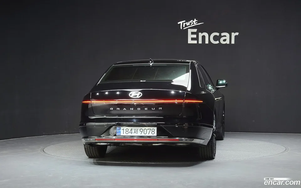 Hyundai Grandeur Hybrid 2024 — миниатюра 4