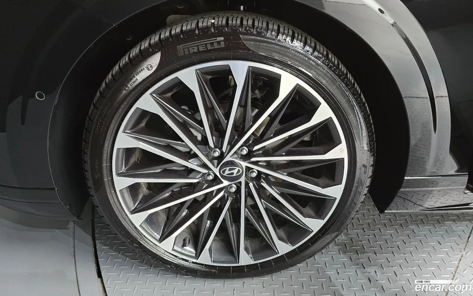 Hyundai Grandeur Hybrid 2024 — миниатюра 5
