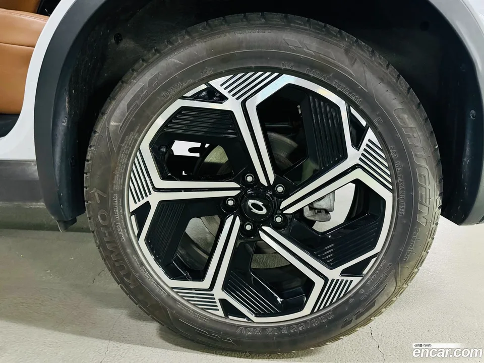 Renault Samsung QM6 2.0 LPe RE 2WD 2023 — миниатюра 2