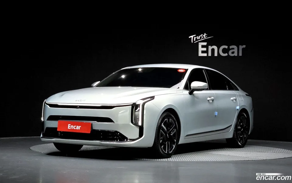 Kia K8 Hybrid 2024