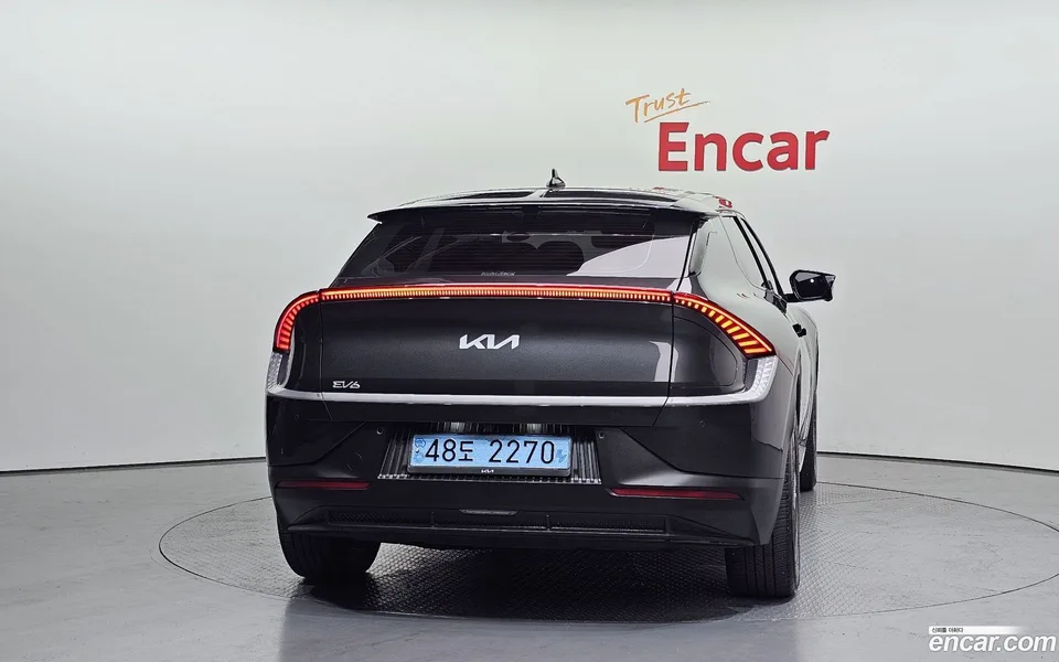 Kia EV6 2022 — миниатюра 4