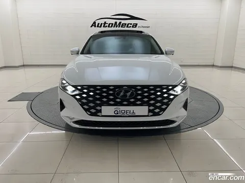 Hyundai Grandeur IG Hybrid 2022 buy in Moscow
