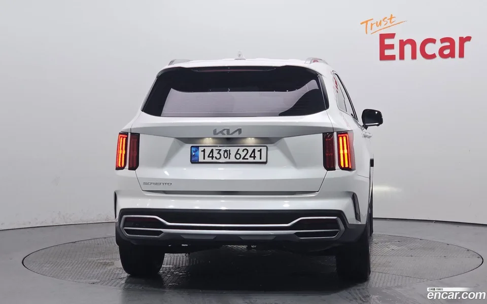Kia Sorento 2.5T 2WD 2023 — thumbnail 4