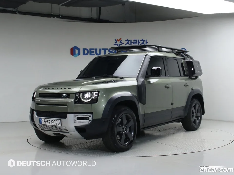 Land Rover Defender 2022