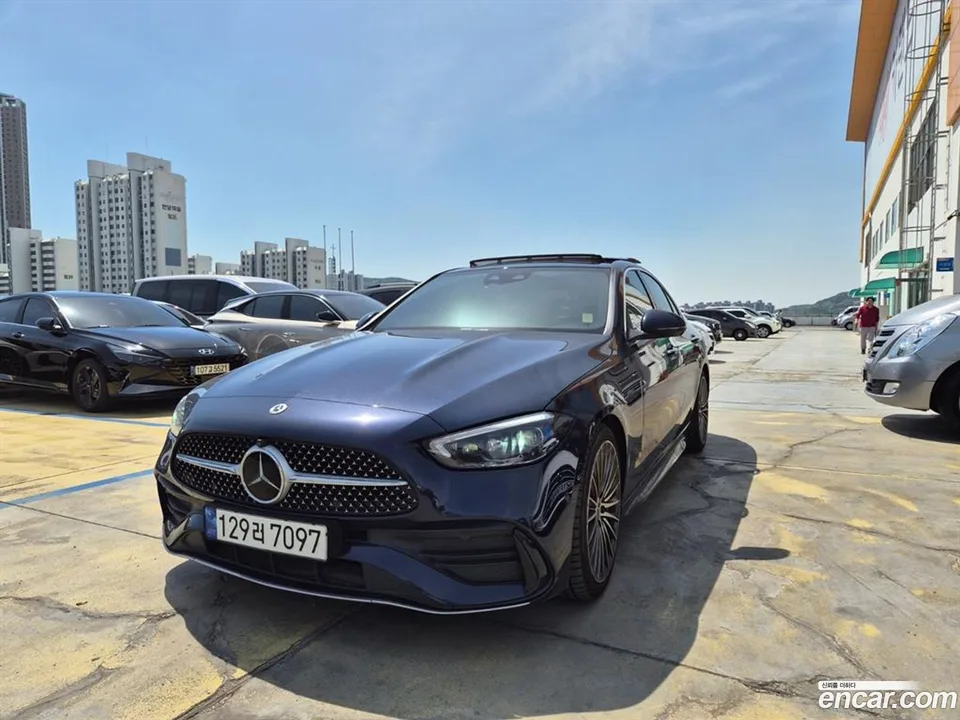 Mercedes-Benz C-Class 2023