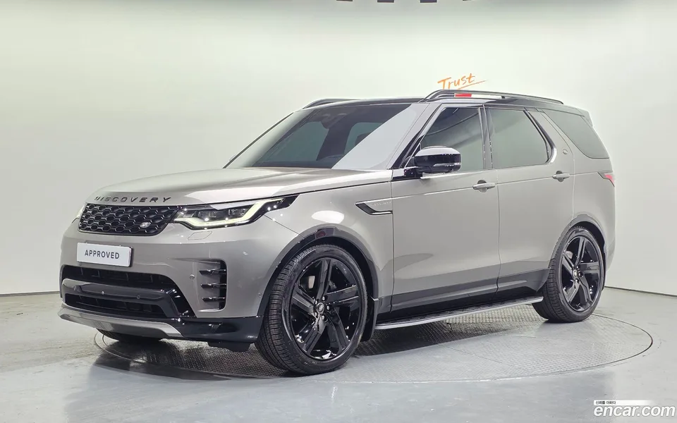 Land Rover Discovery 2025