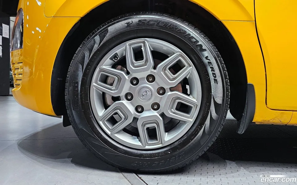 Hyundai Staria L3.5 2023 — миниатюра 2